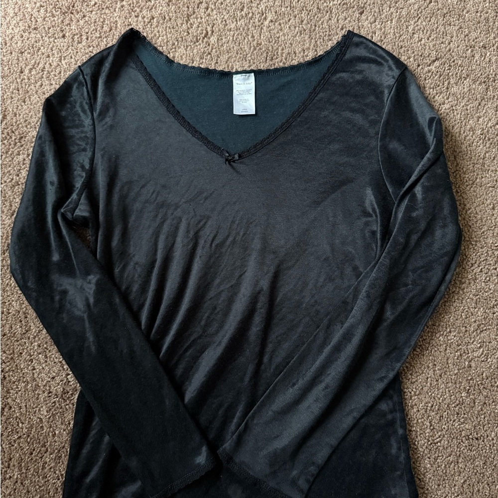 Chic Black V-Neck Women's Blouse